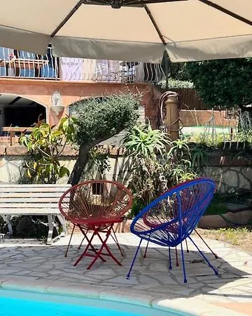 빌라 Vue Avec Piscine Et Jardin Arbore *